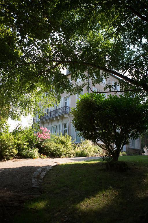 Bures-sur-Yvette 르 샤토 드 라 비에르주 B&B 외부 사진