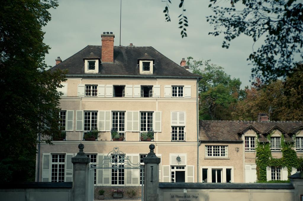 Bures-sur-Yvette 르 샤토 드 라 비에르주 B&B 외부 사진